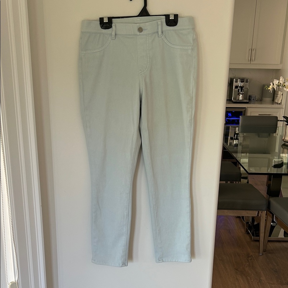 Uniqlo Light Blue Casual Pants